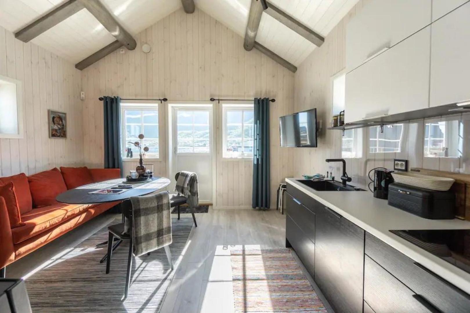 Madelhea Cabin- Seaview Lodge 레이네 외부 사진